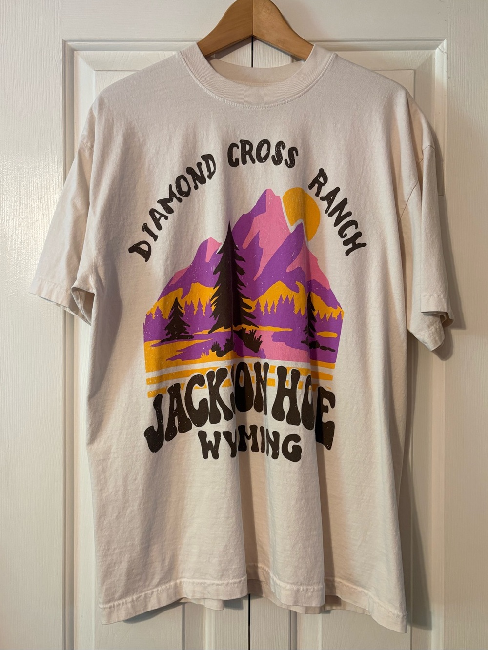 Diamond Cross Ranch Jackson Hole, Wyoming t-shirt - men’s large